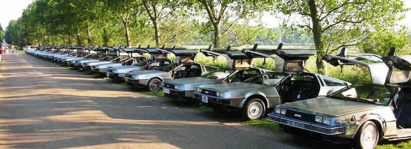 DeLoreans at Holkham in 2007